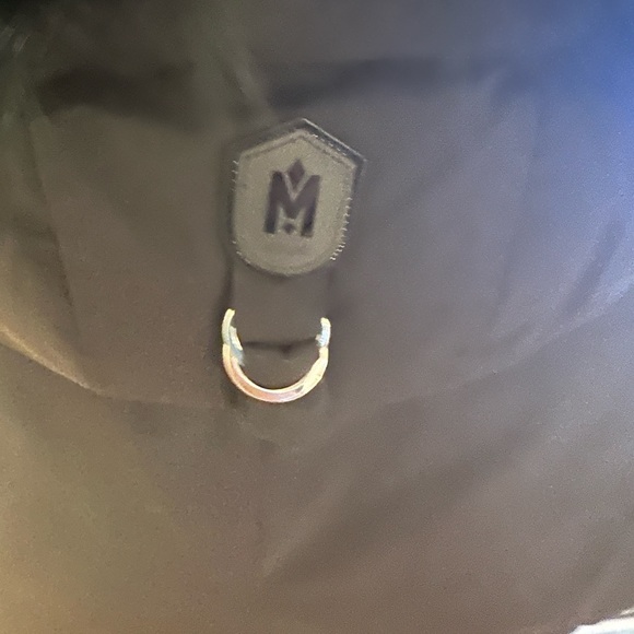 Mackagae jacket - Picture 5 of 8